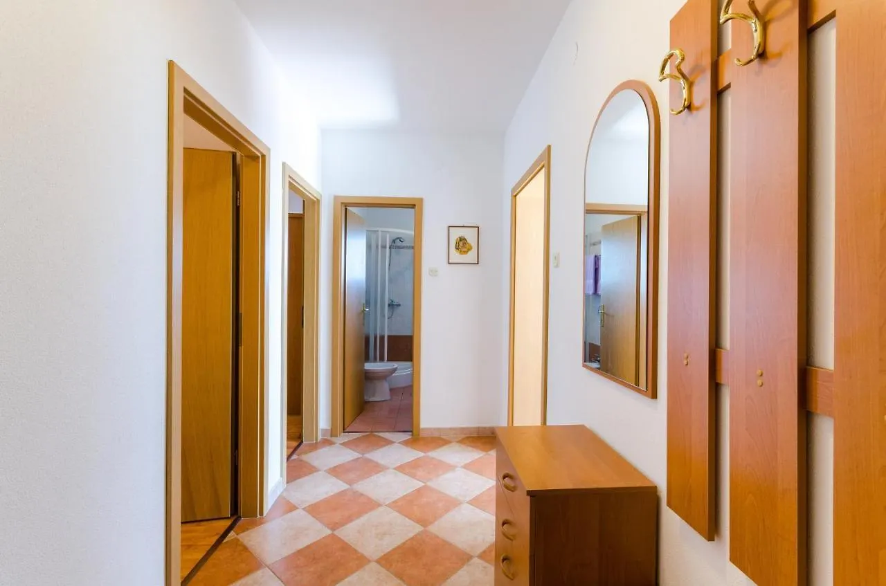 Andelko Apartment Dramalj Croatia